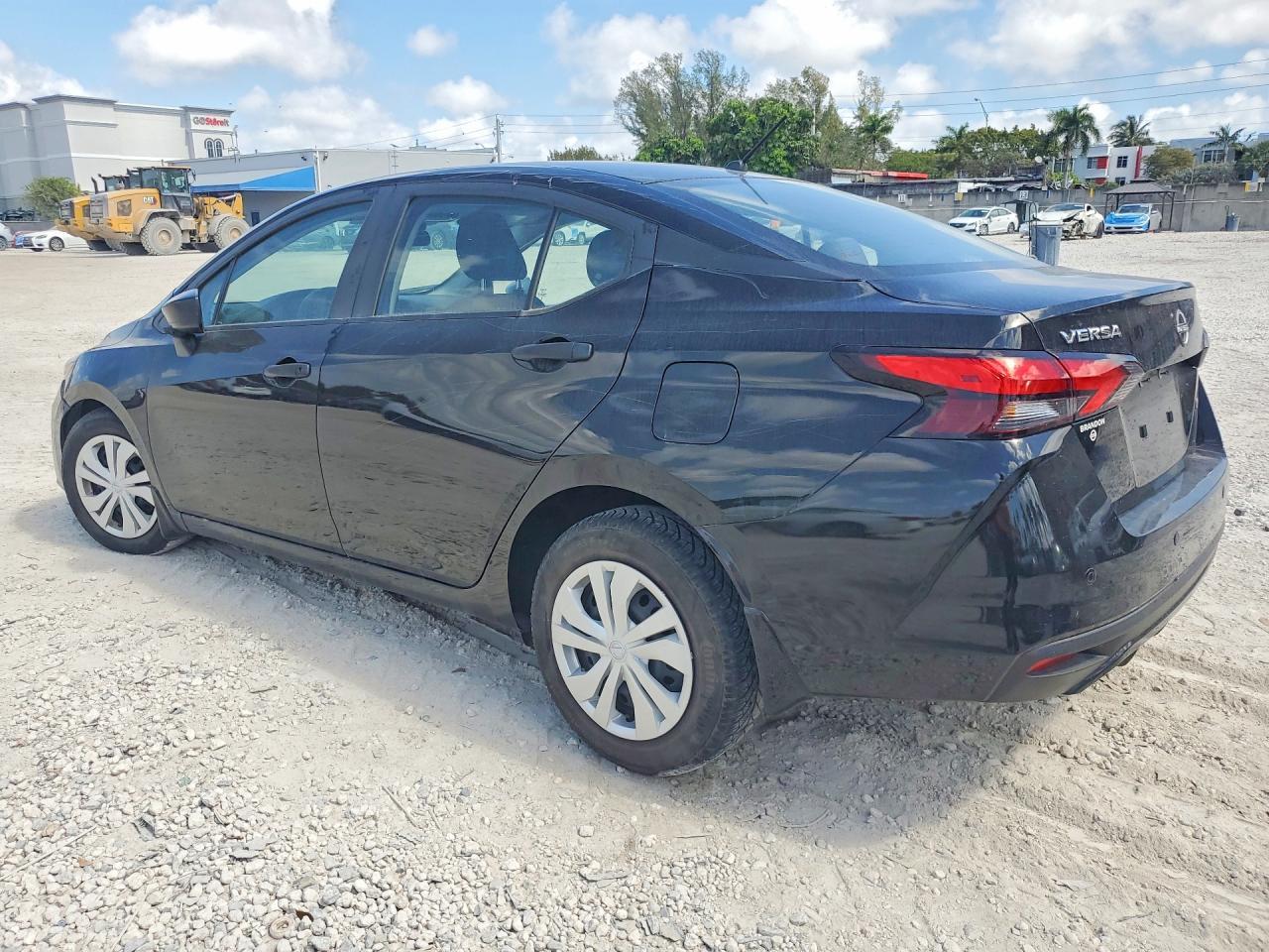2023 NISSAN VERSA
