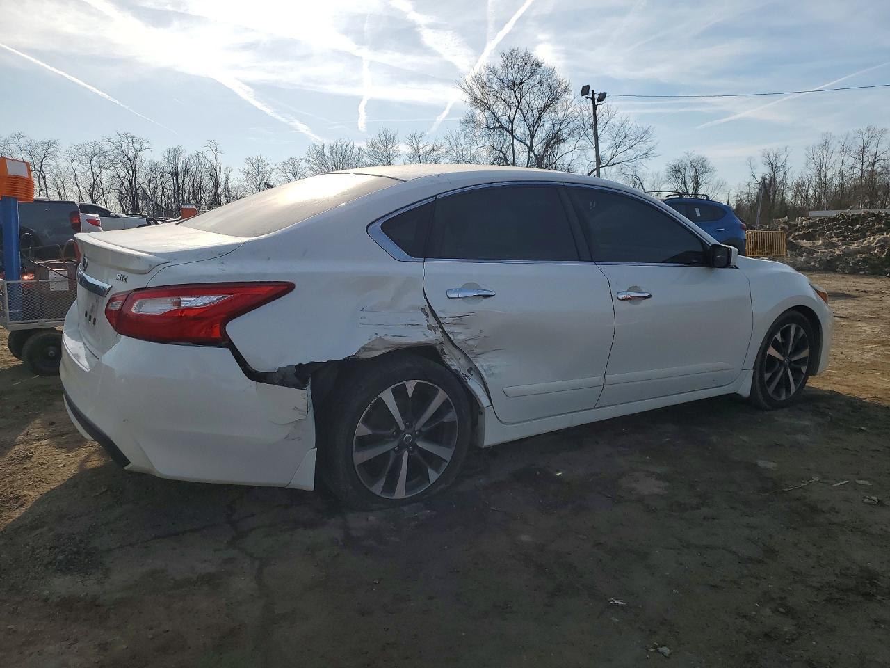 2016 NISSAN ALTIMA