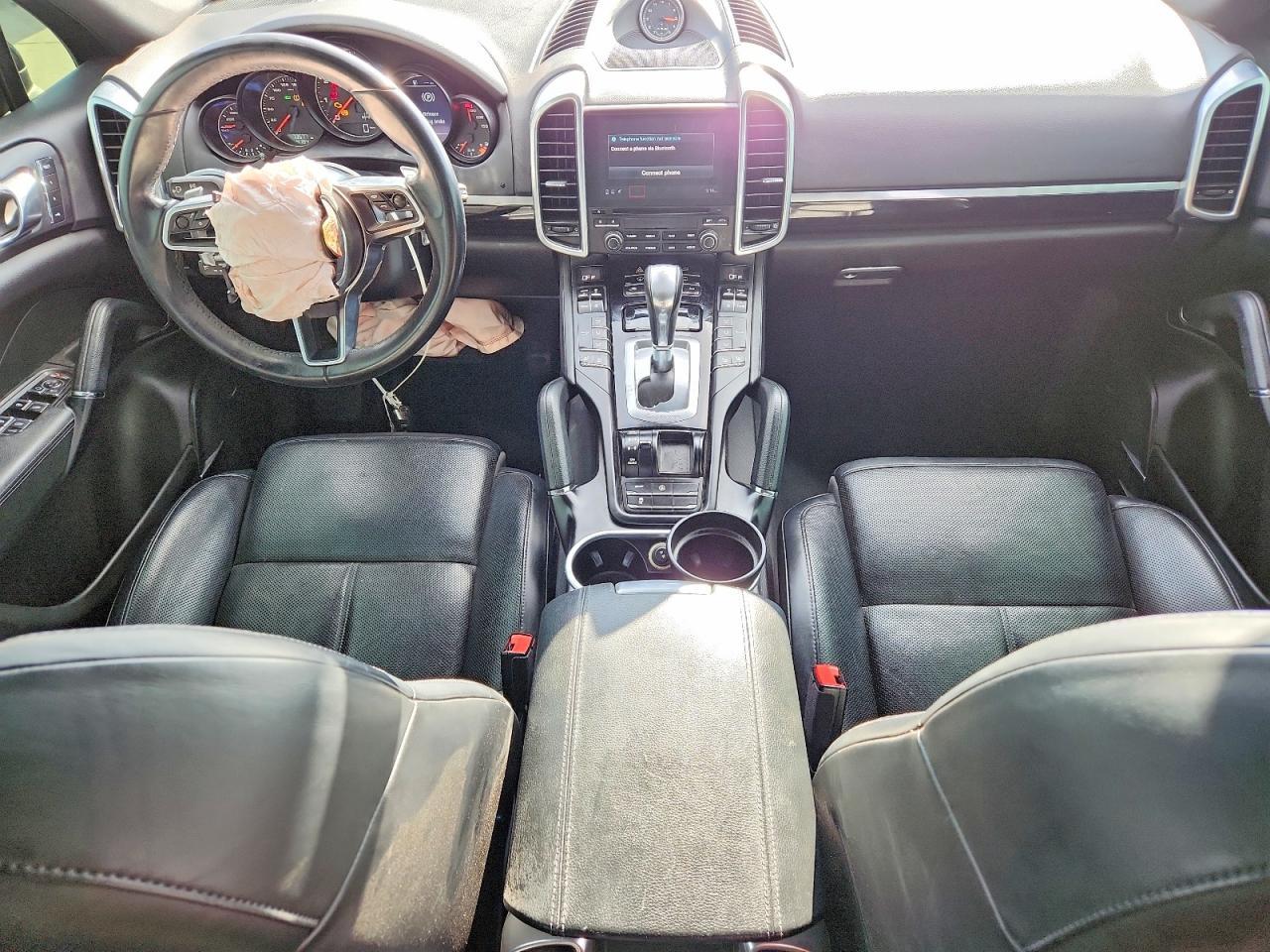 2018 PORSCHE CAYENNE