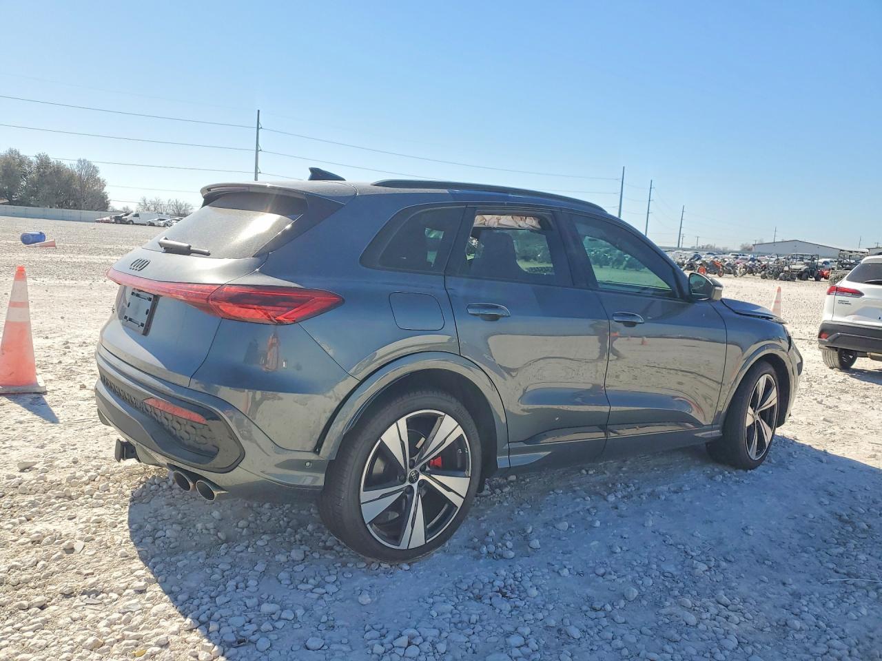 2025 AUDI SQ5