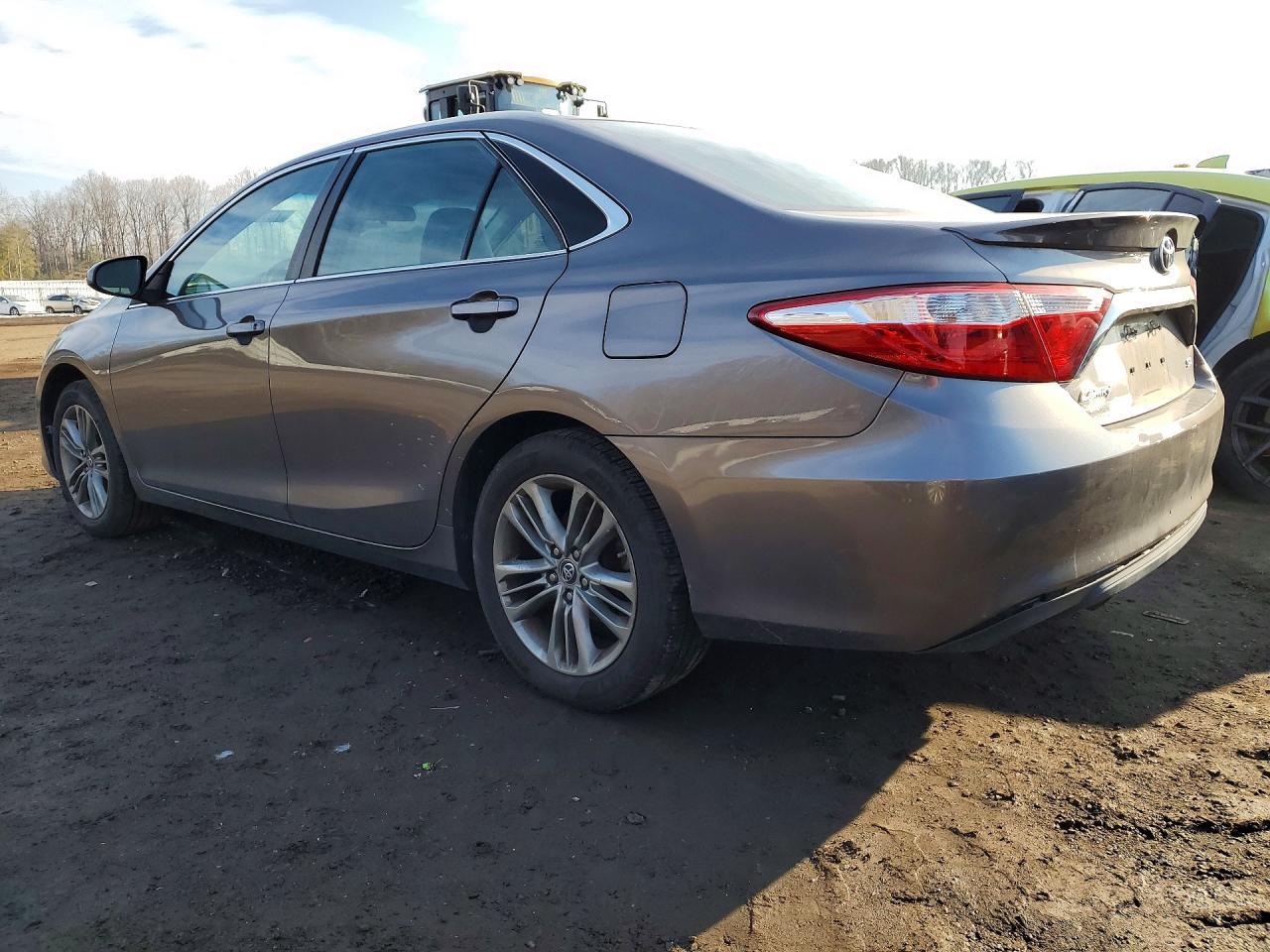 2017 TOYOTA CAMRY