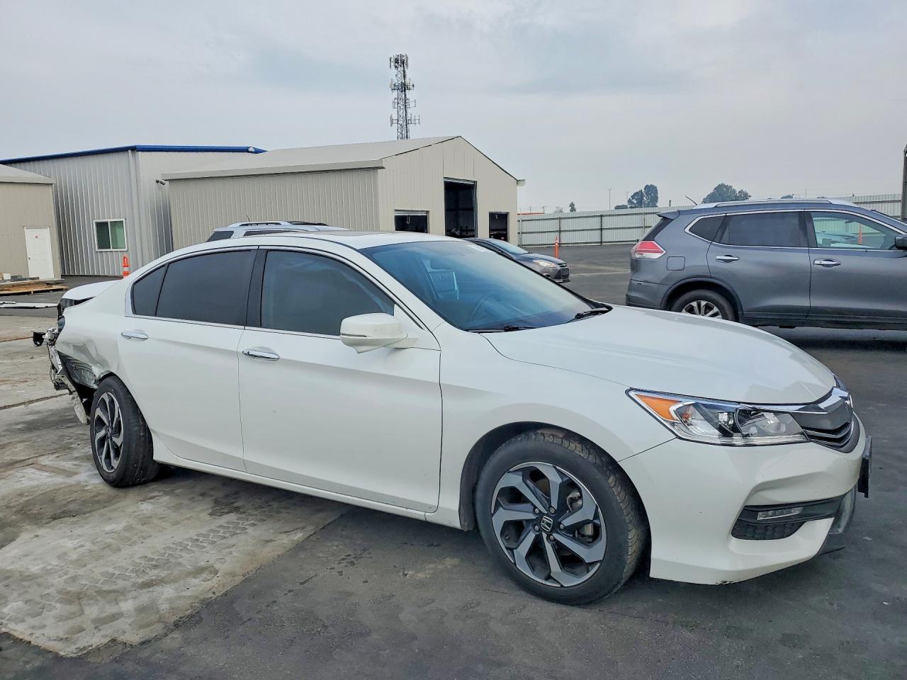 2017 HONDA ACCORD