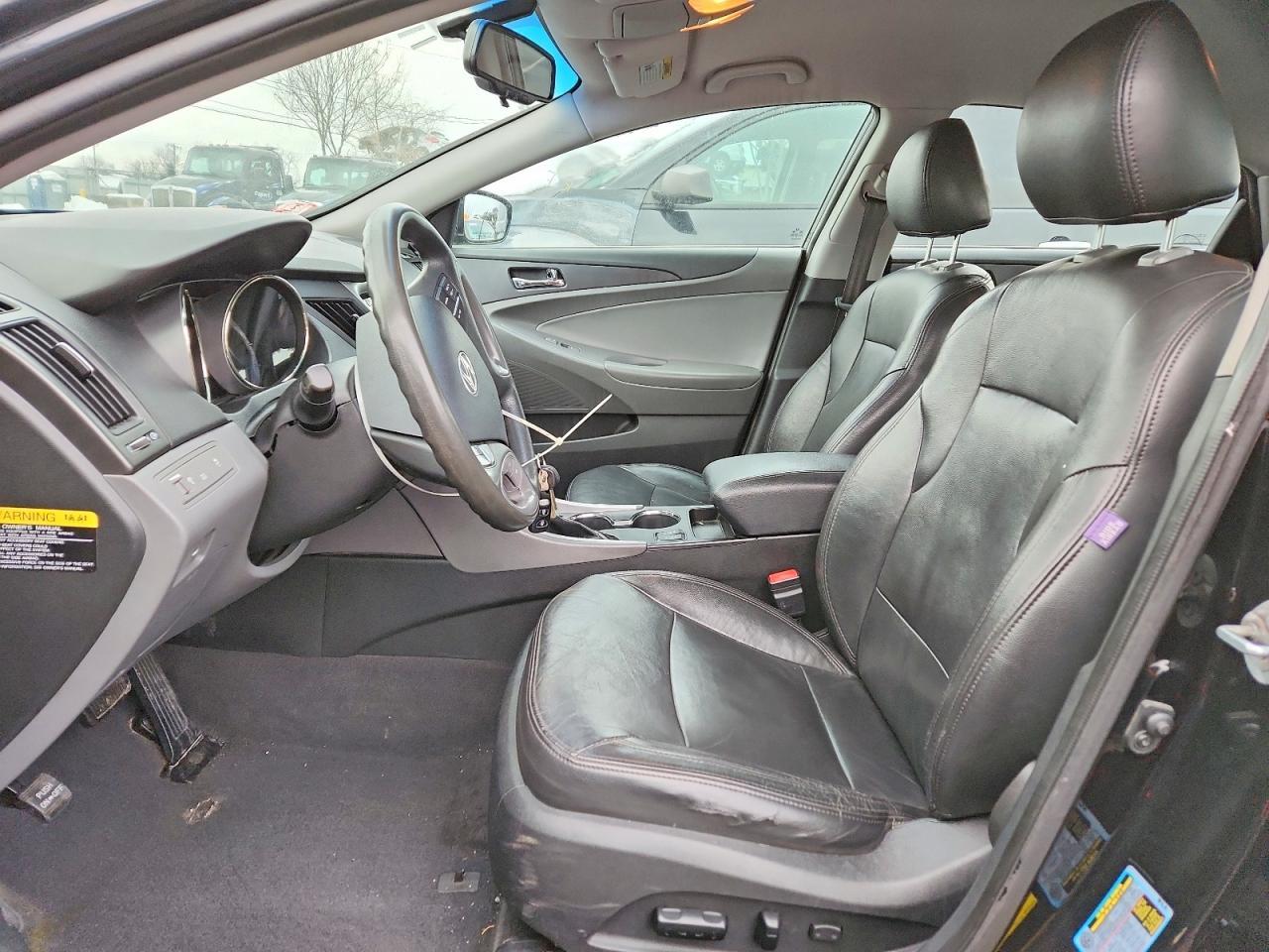 2013 HYUNDAI SONATA