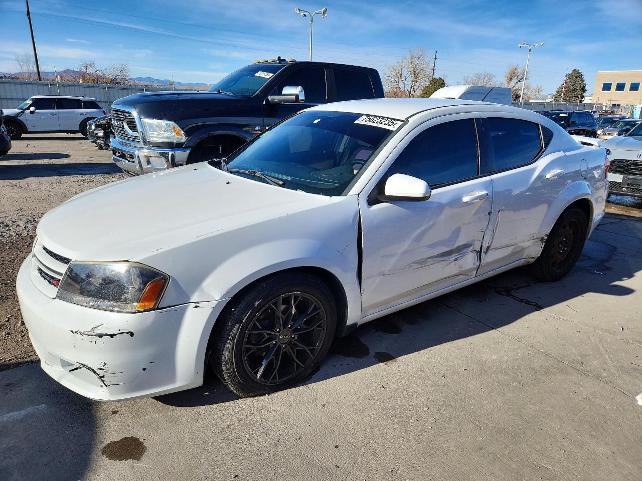 2013 DODGE Avenger