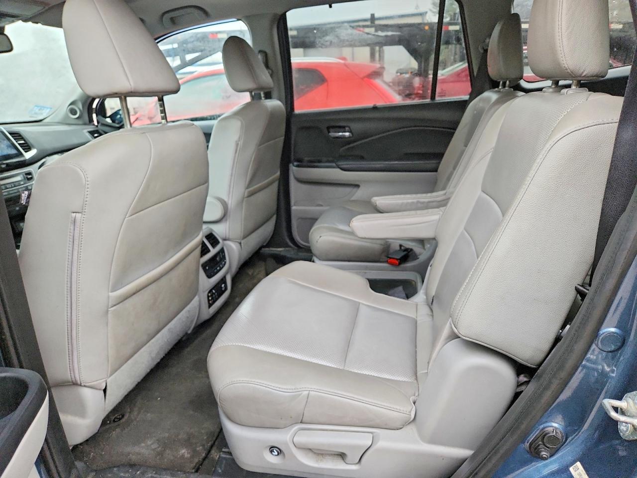 2016 HONDA PILOT