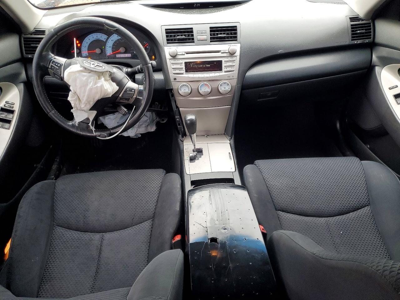 2011 TOYOTA CAMRY