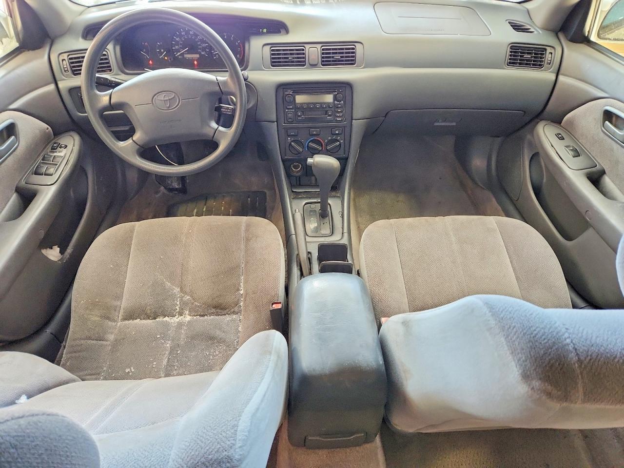 2000 TOYOTA CAMRY