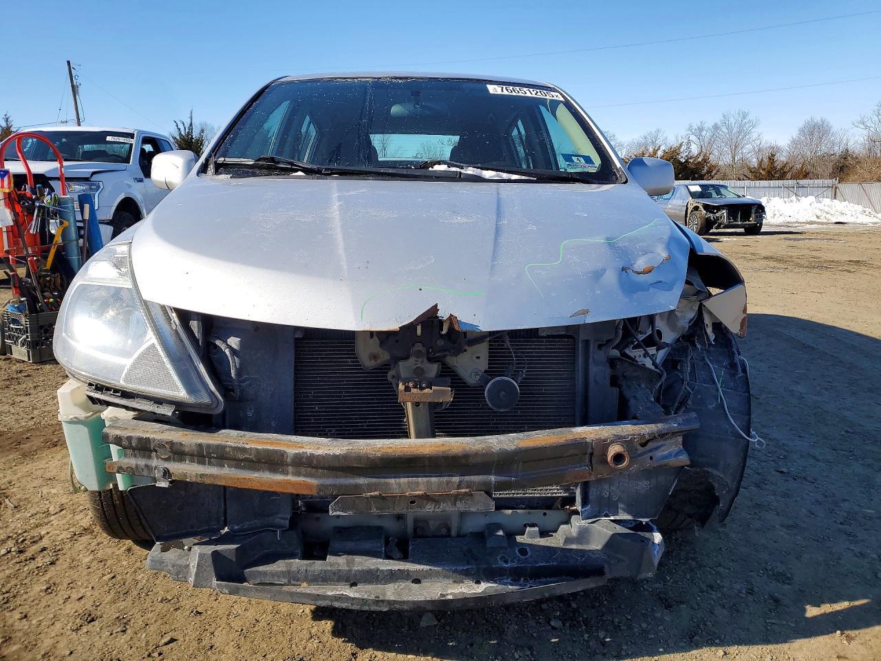 2012 NISSAN VERSA