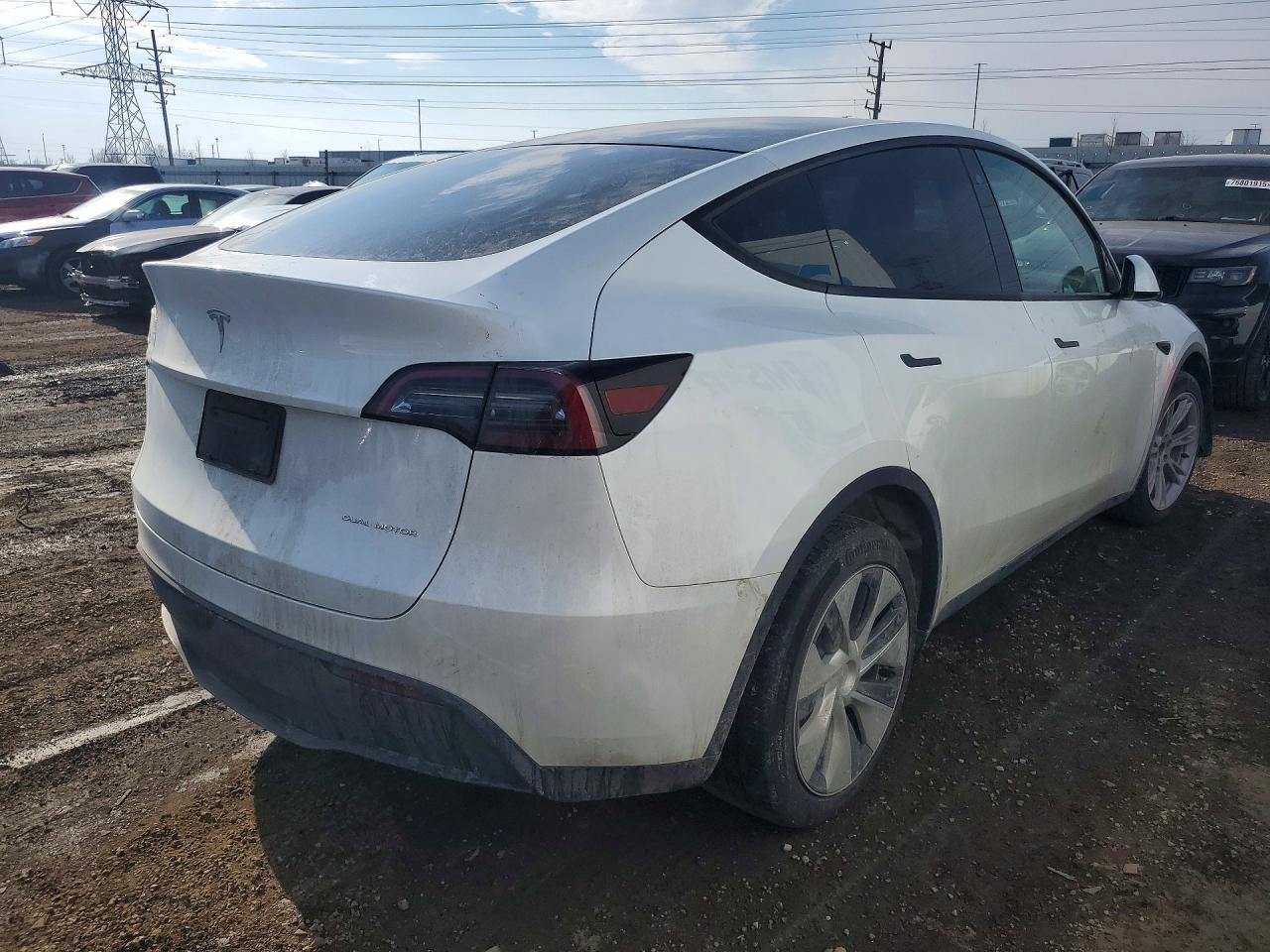 2023 TESLA MODEL Y