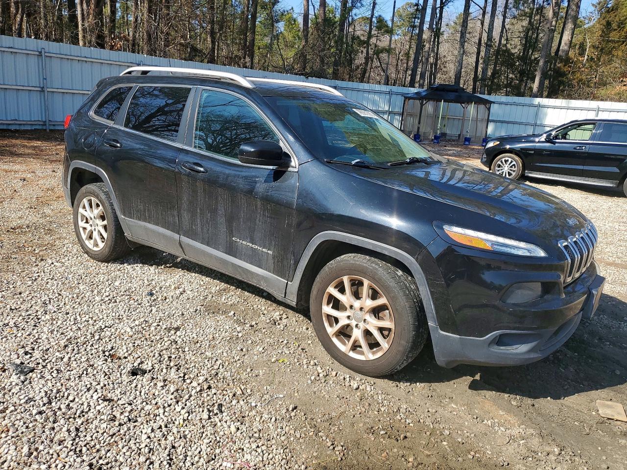 2018 JEEP CHEROKEE