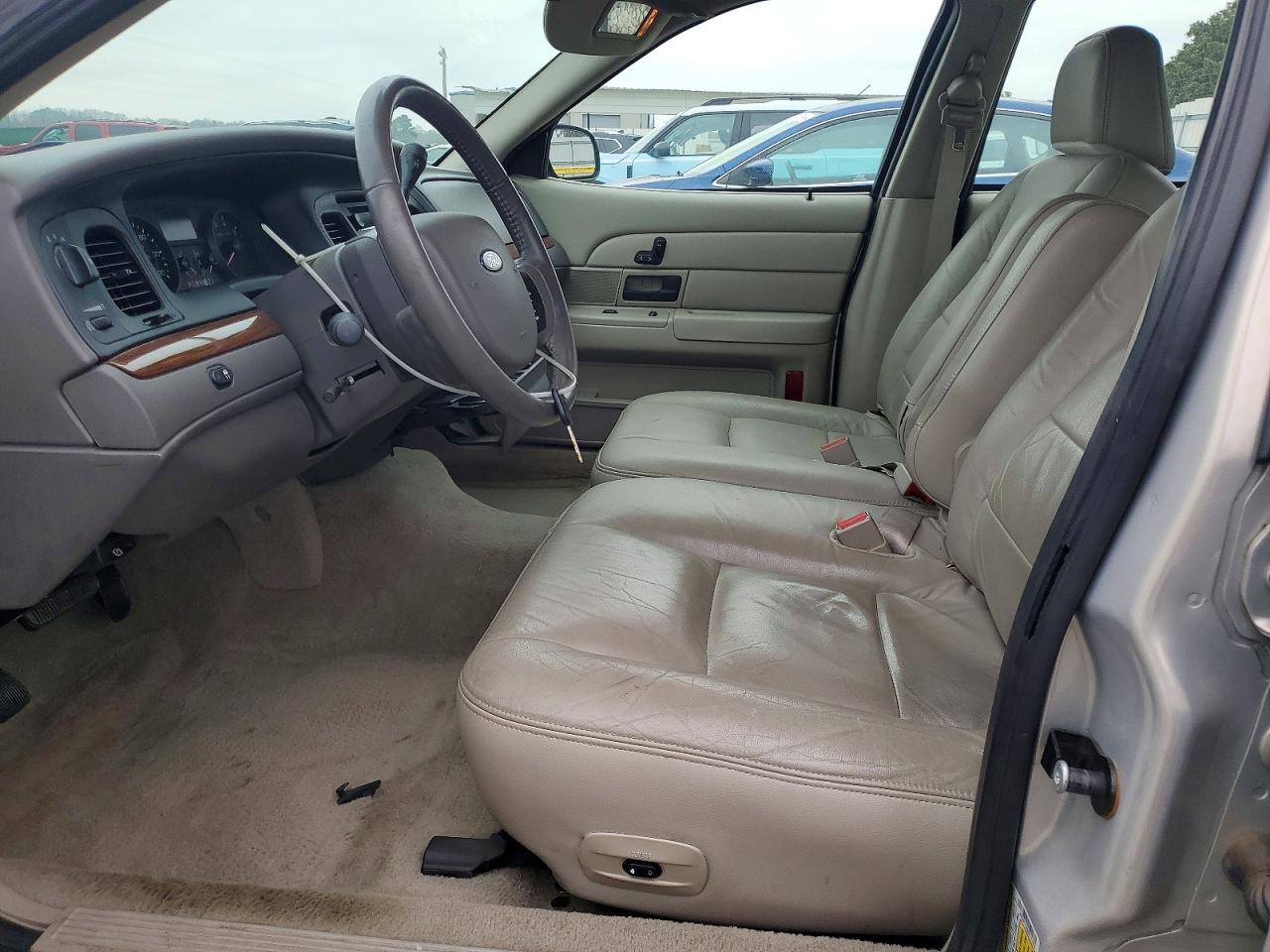 2008 FORD Crown Victoria