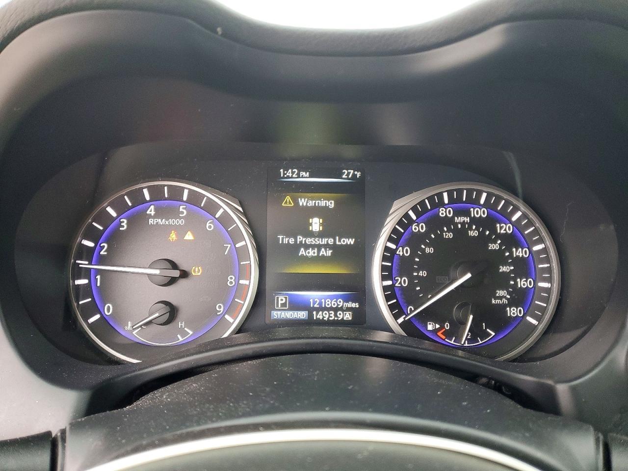 2015 INFINITI Q50