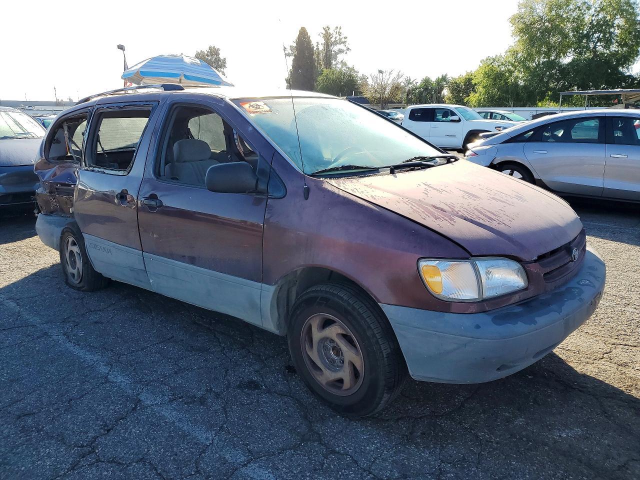 1998 TOYOTA SIENNA