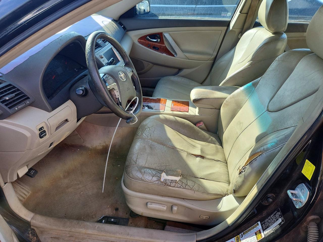 2011 TOYOTA CAMRY
