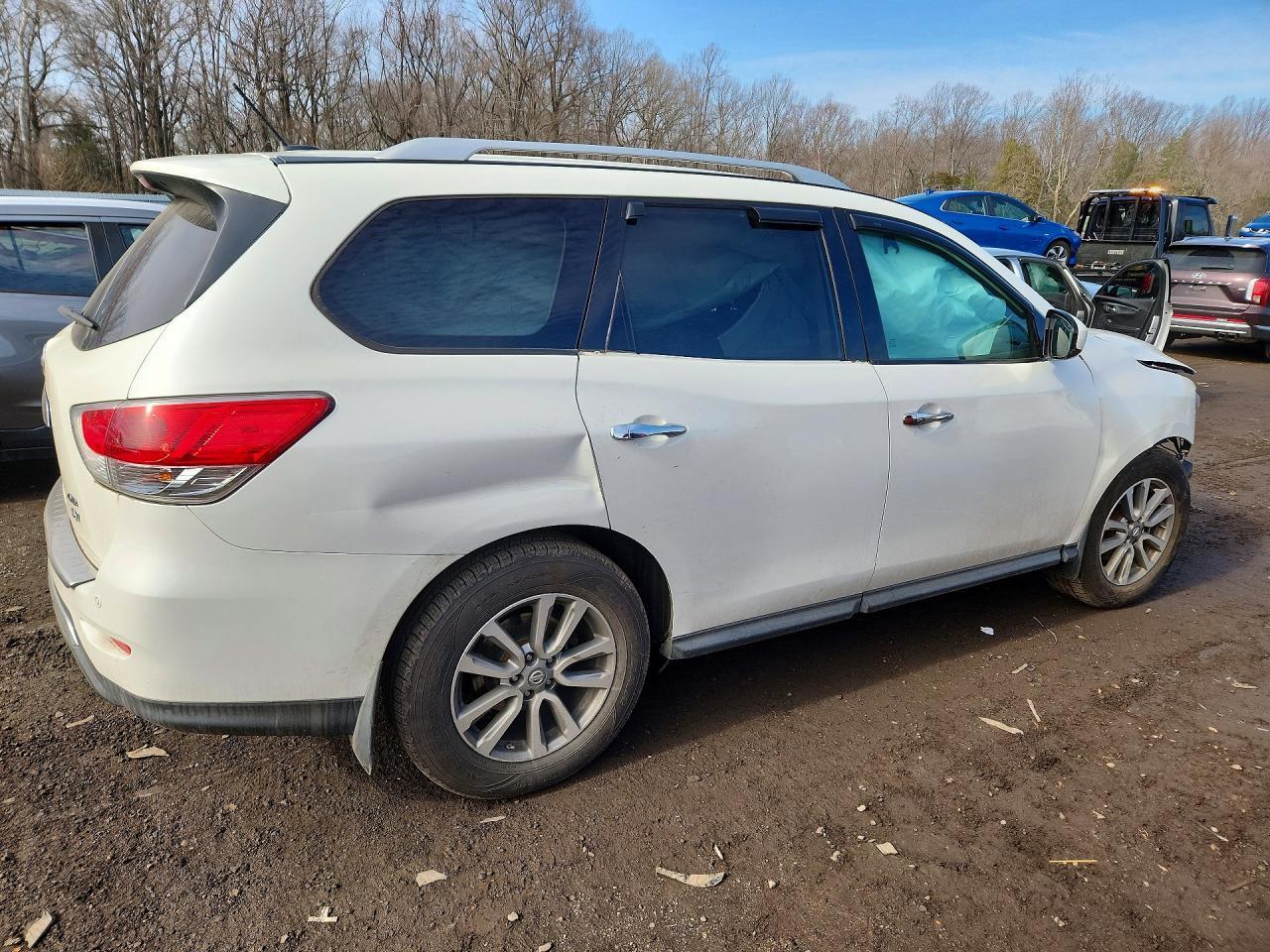 2016 NISSAN PATHFINDER