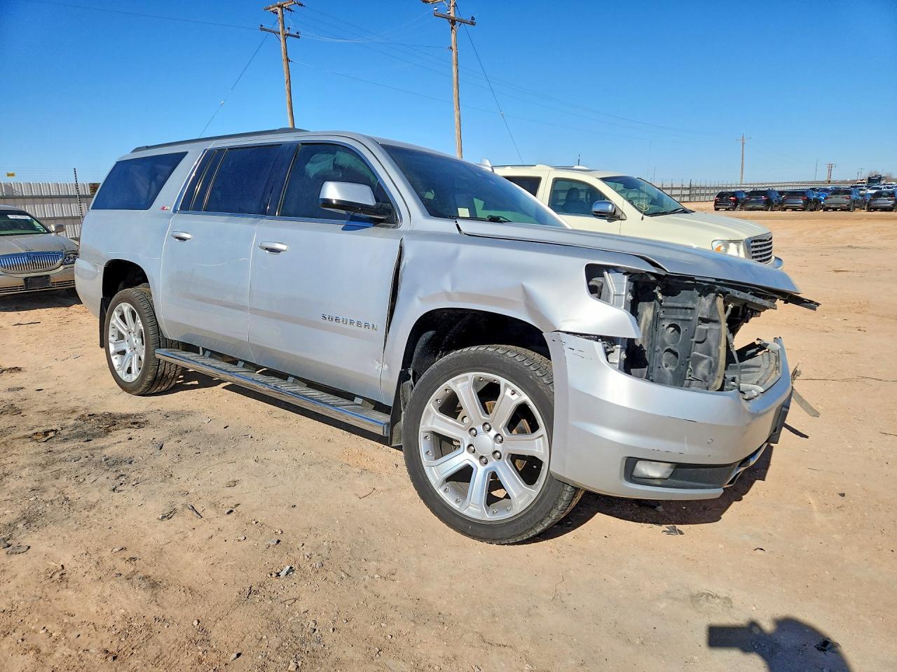 2016 CHEVROLET Suburban