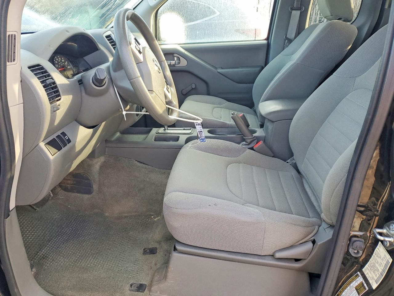 2017 NISSAN Frontier