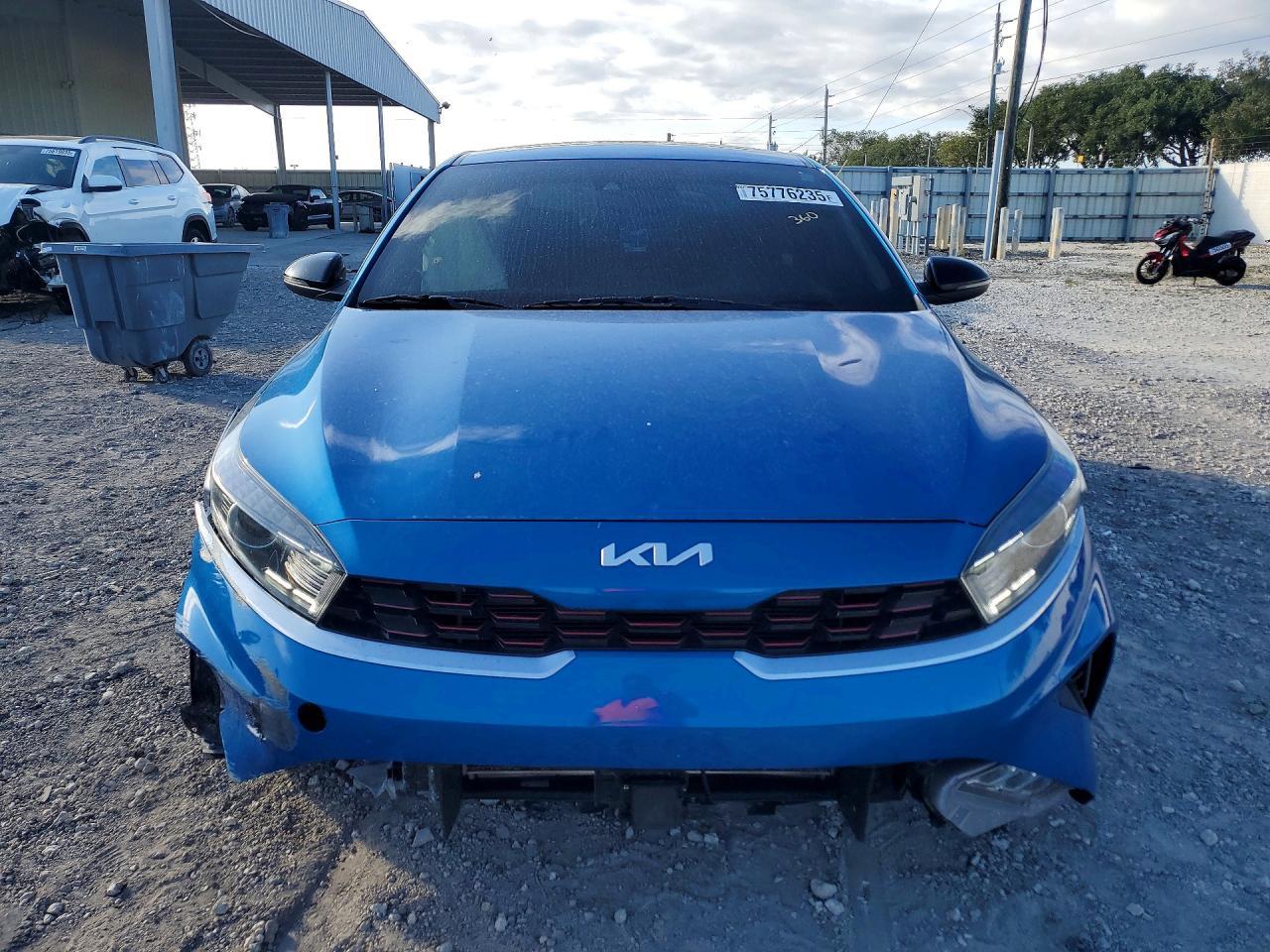 2022 KIA FORTE