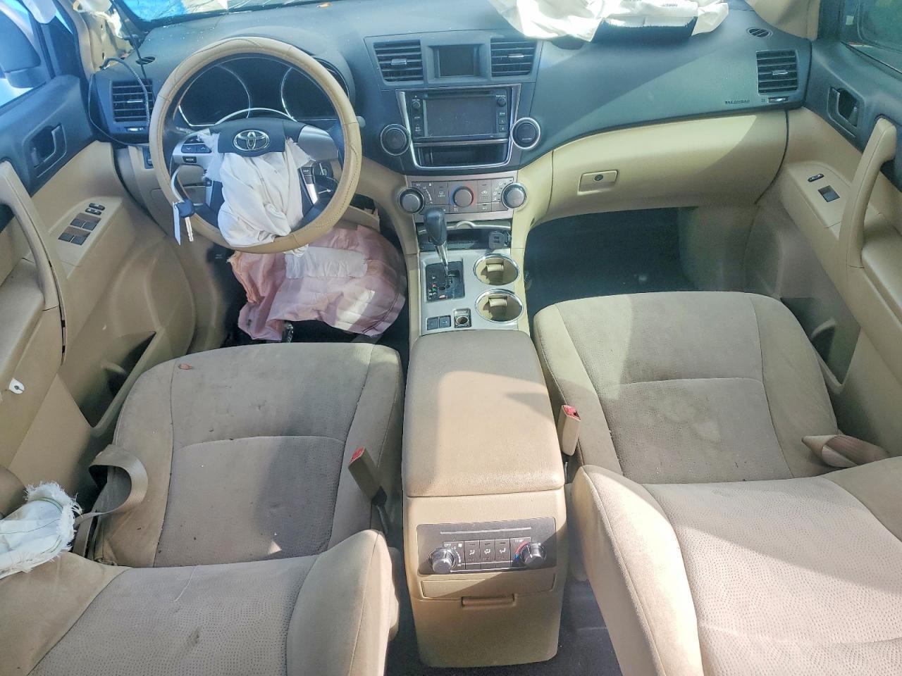 2013 TOYOTA HIGHLANDER