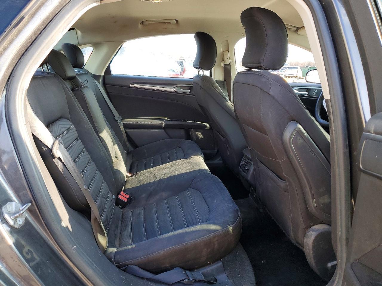 2016 FORD FUSION