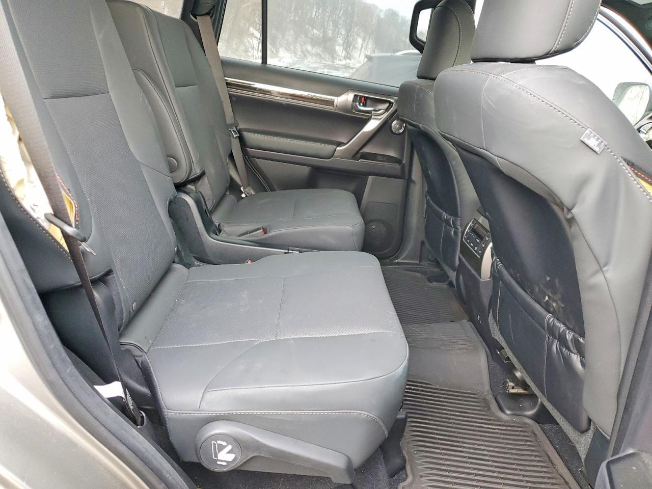 2023 LEXUS GX 460