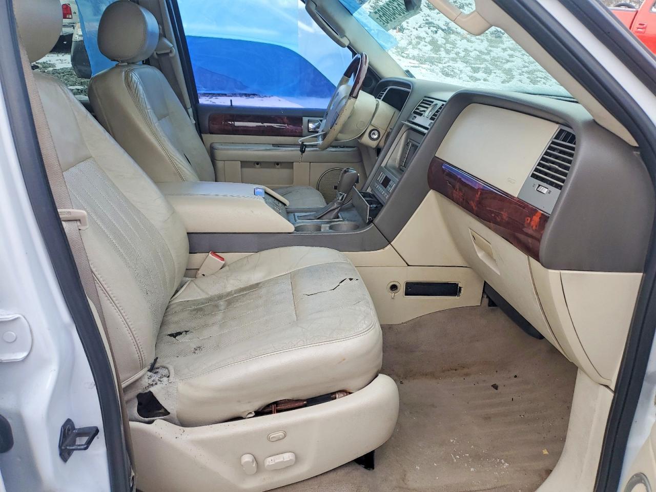 2004 LINCOLN Navigator