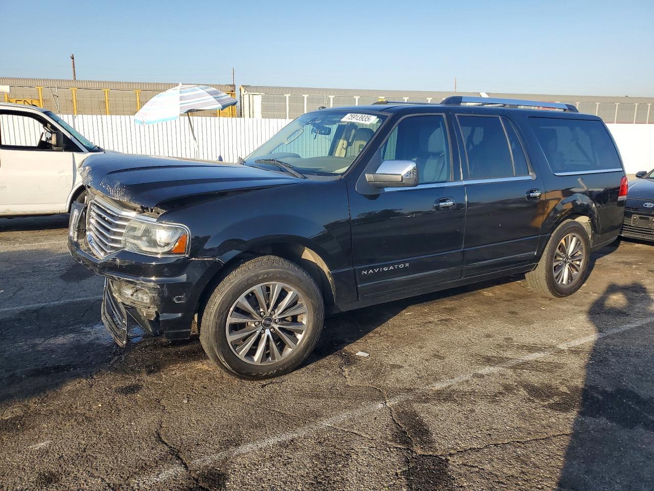 2016 LINCOLN Navigator
