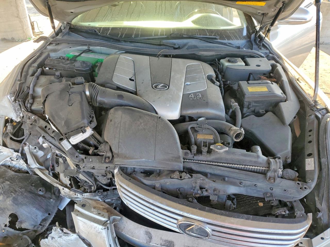 2005 LEXUS SC 430