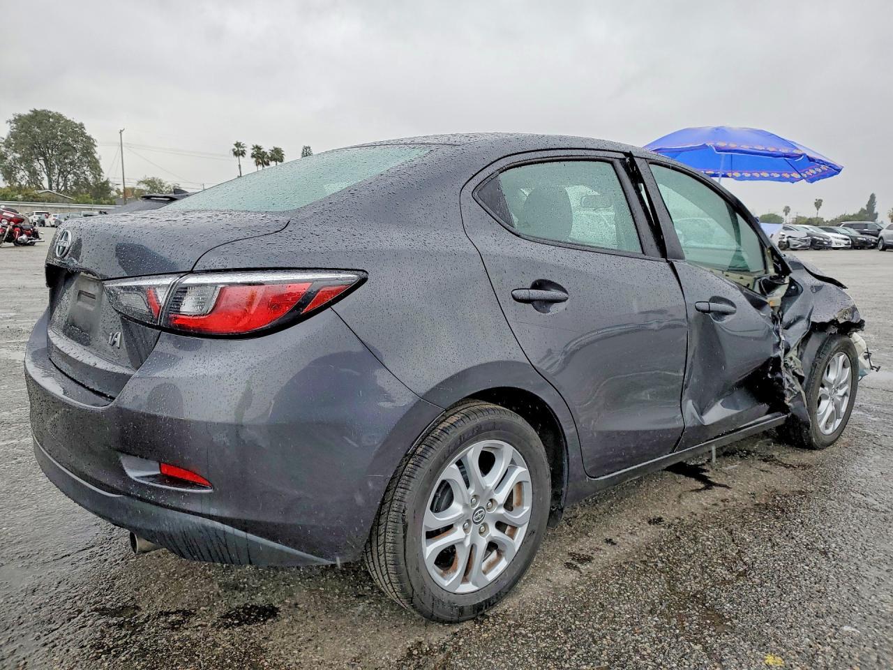 2016 TOYOTA SCION