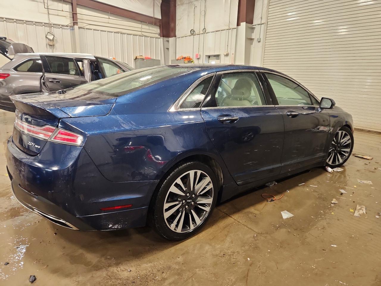 2017 LINCOLN MKZ