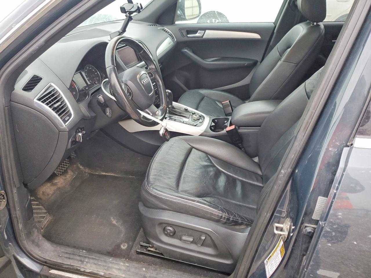 2009 AUDI Q5