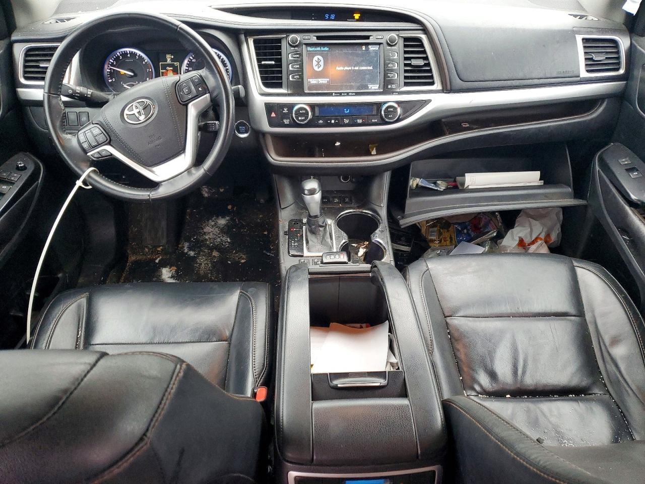 2016 TOYOTA HIGHLANDER
