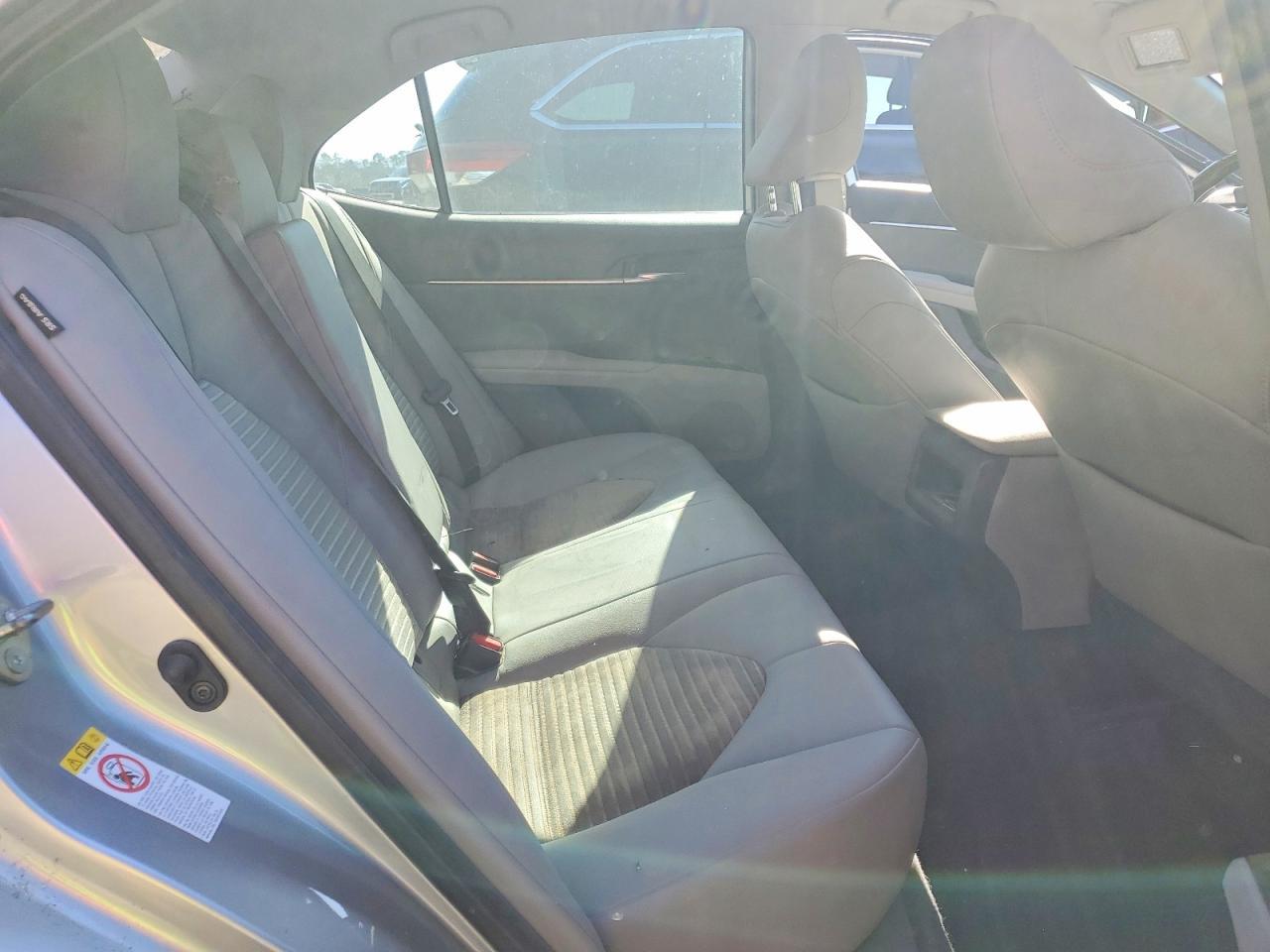 2019 TOYOTA CAMRY