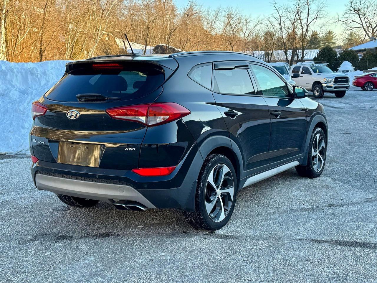 2017 HYUNDAI TUCSON