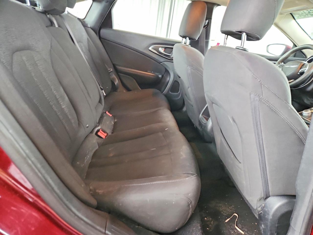 2015 CHRYSLER 200
