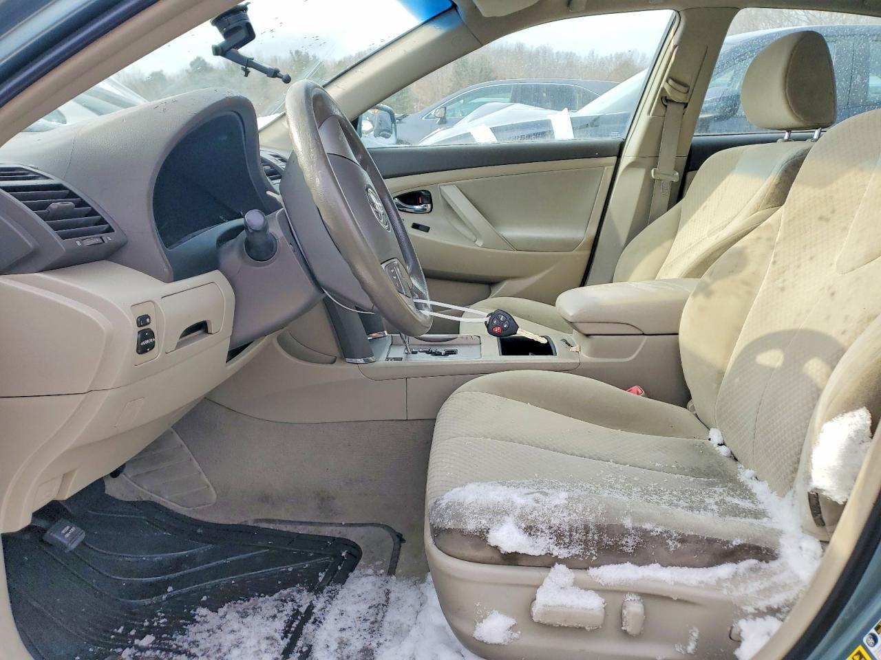 2009 TOYOTA CAMRY