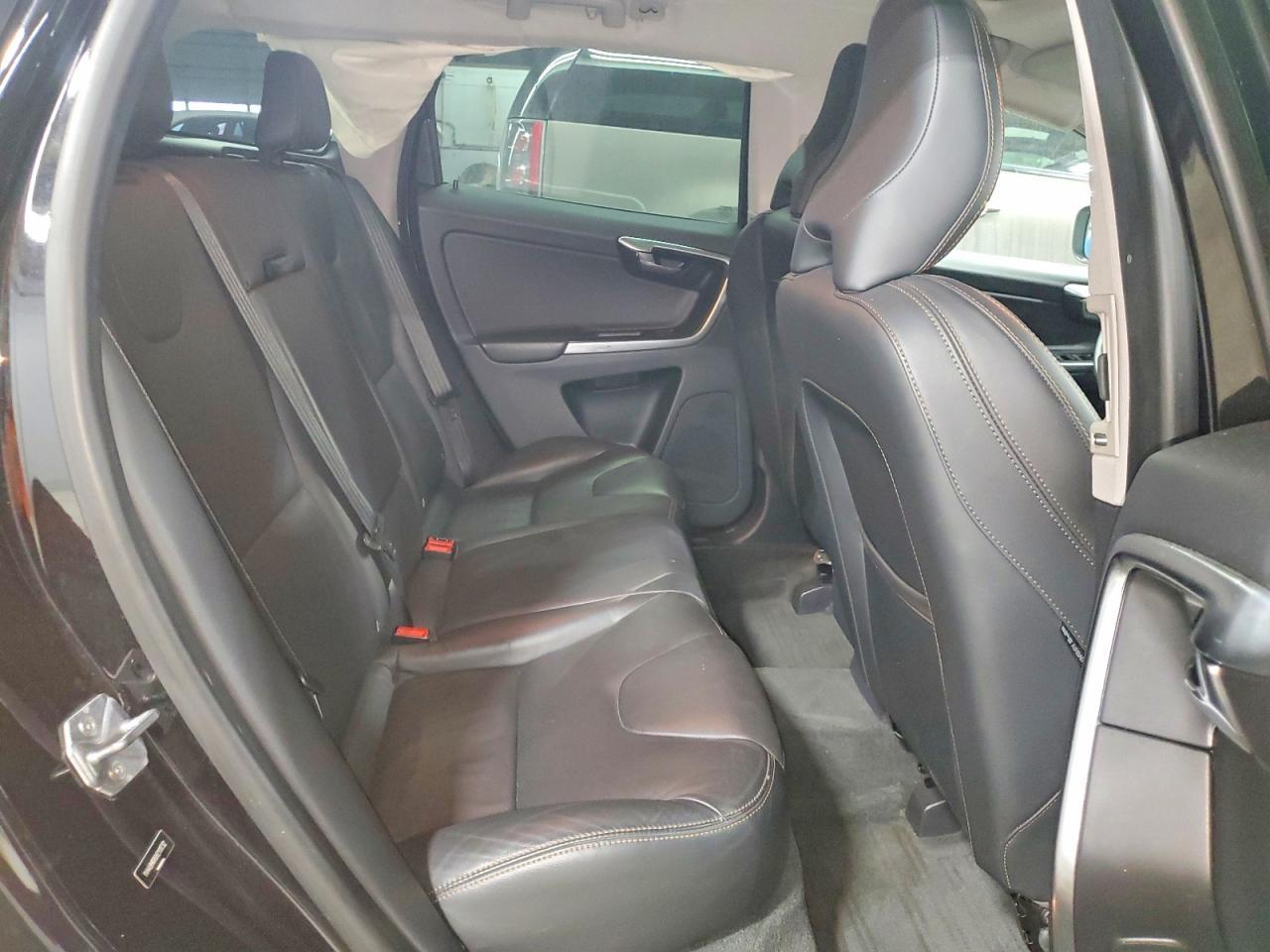 2017 VOLVO XC60