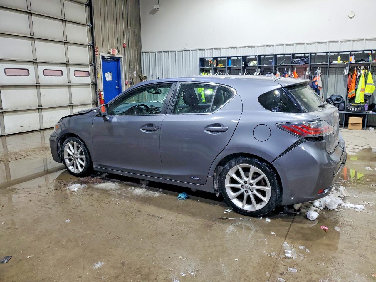 2013 LEXUS CT 200H