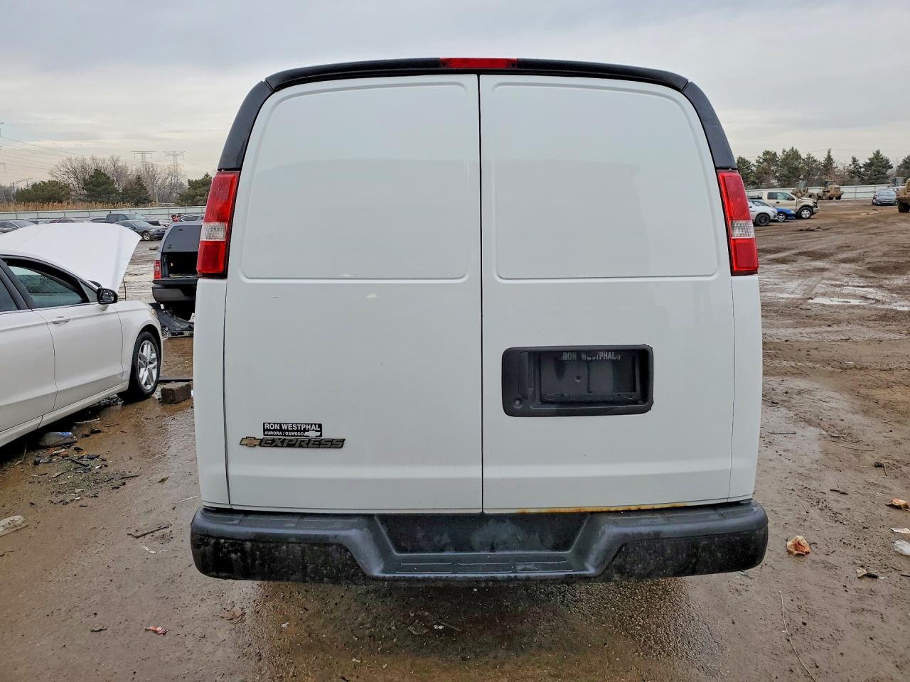 2017 CHEVROLET EXPRESS 2500