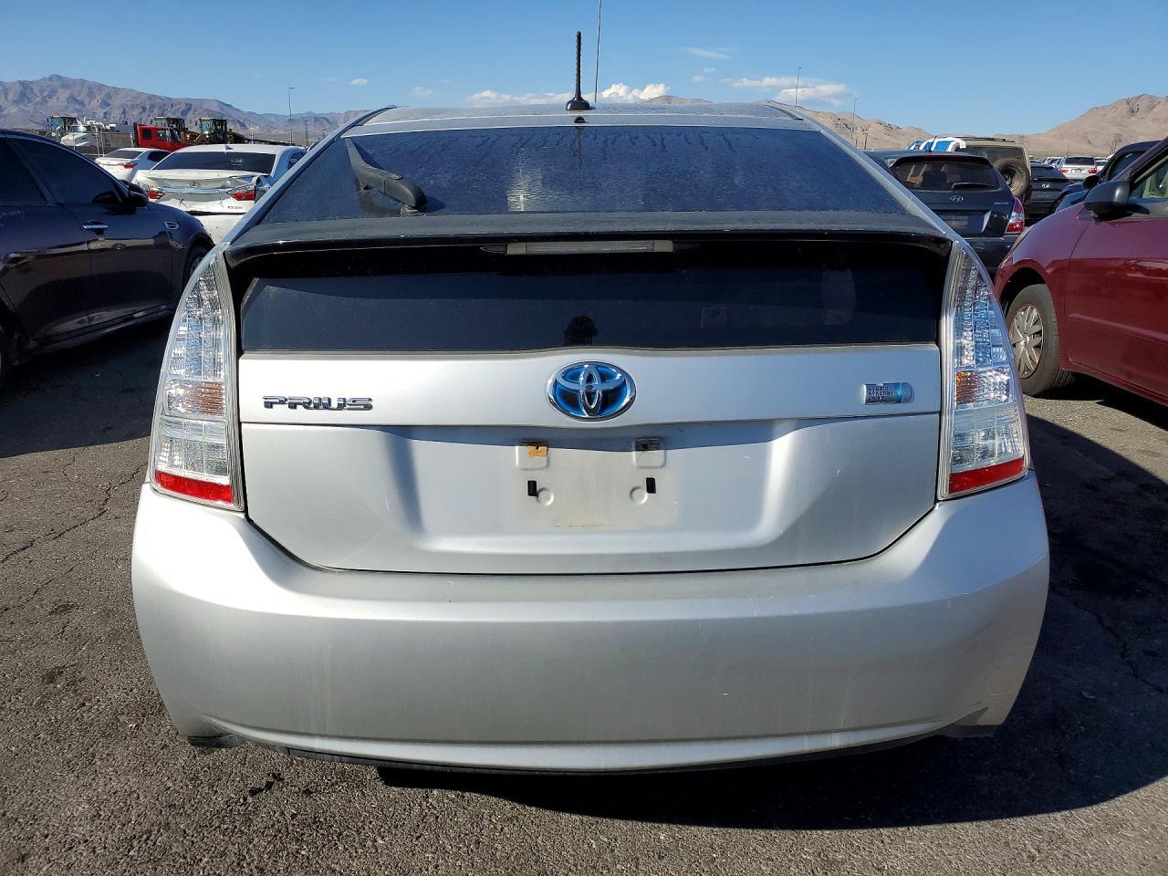 2010 TOYOTA PRIUS