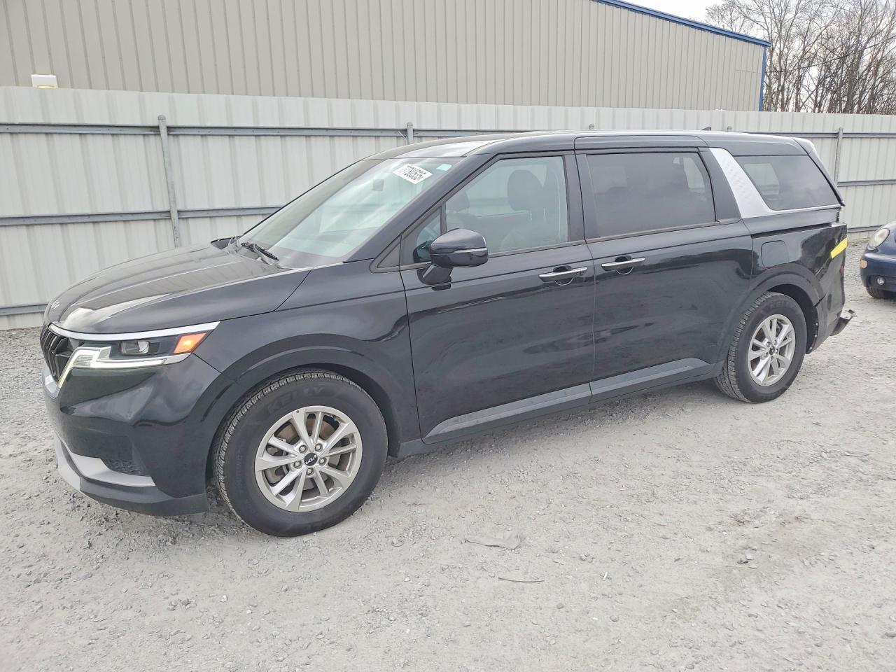 2022 KIA Carnival