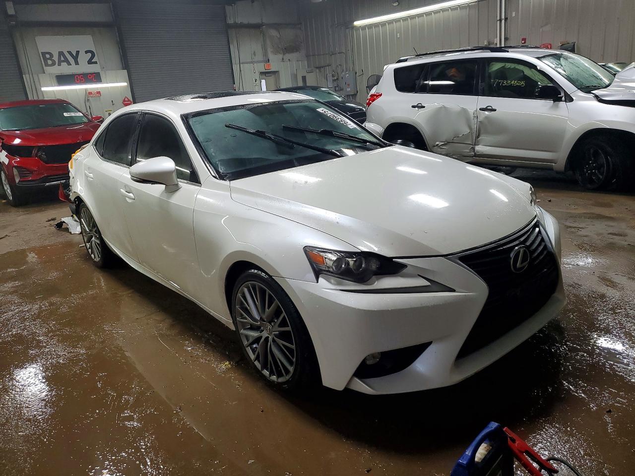 2016 LEXUS IS 300