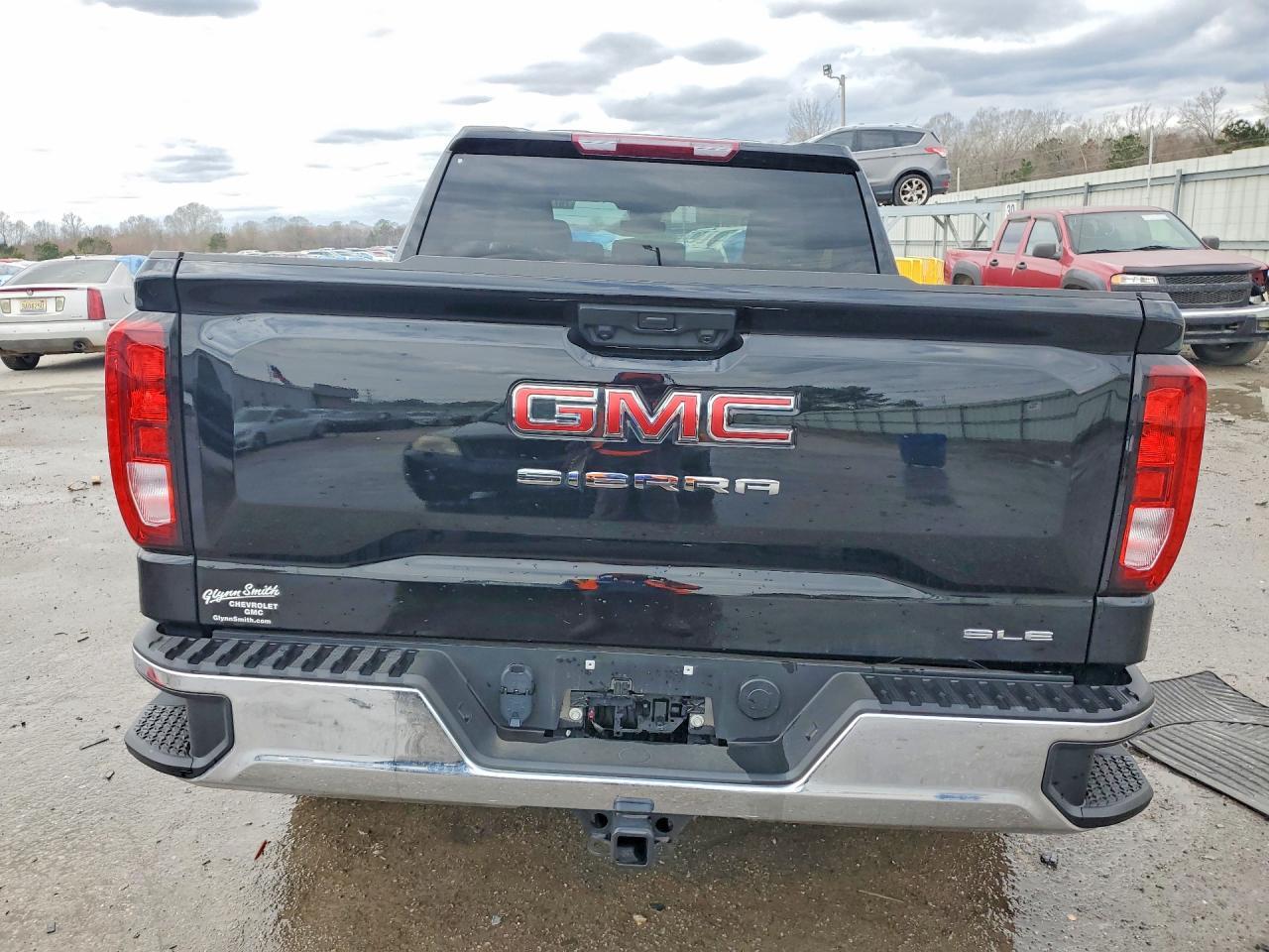 2025 GMC Sierra