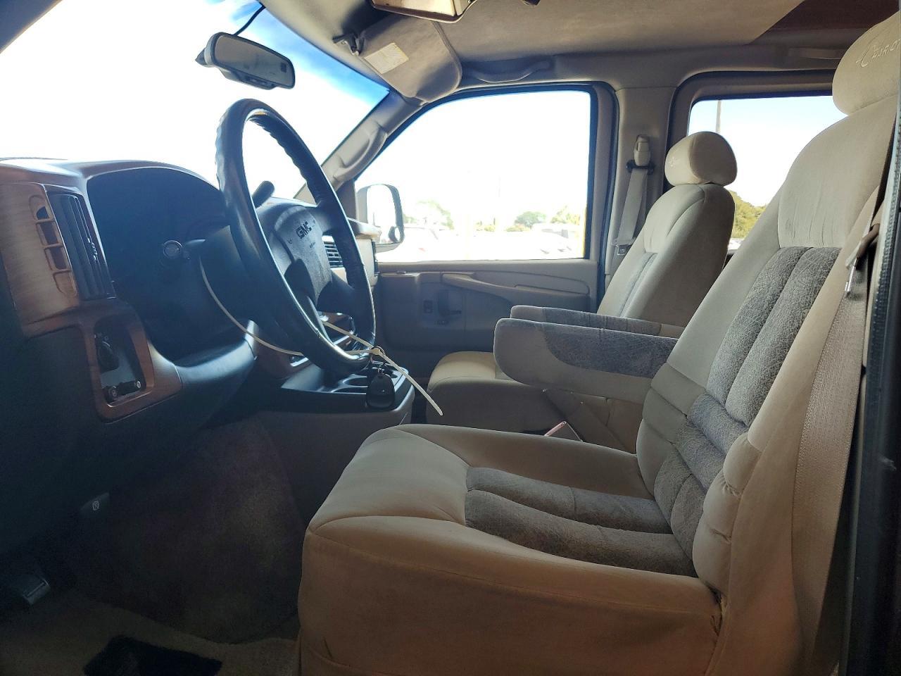 2004 GMC Savana