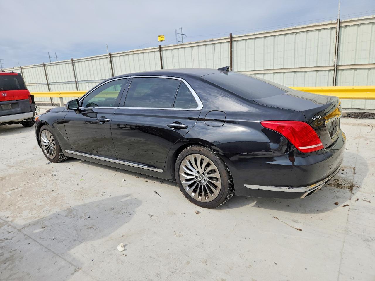 2018 GENESIS G90