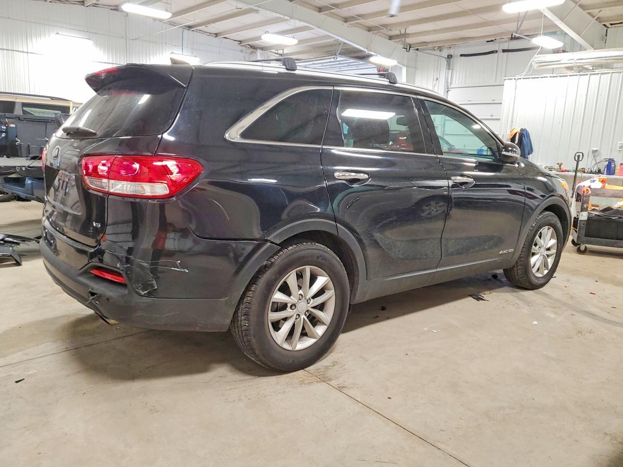 2017 KIA SORENTO