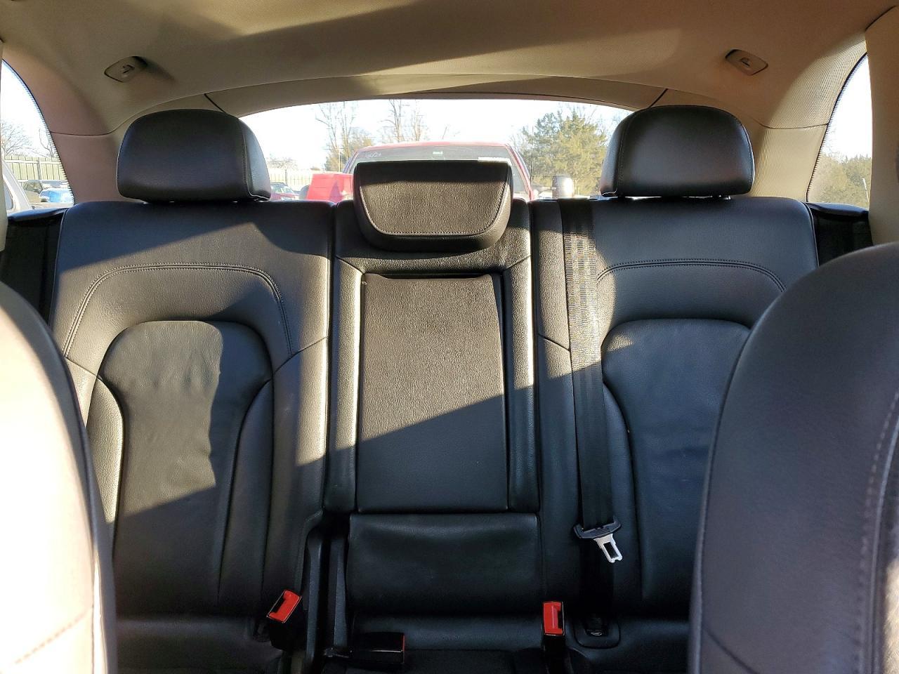 2012 AUDI Q5