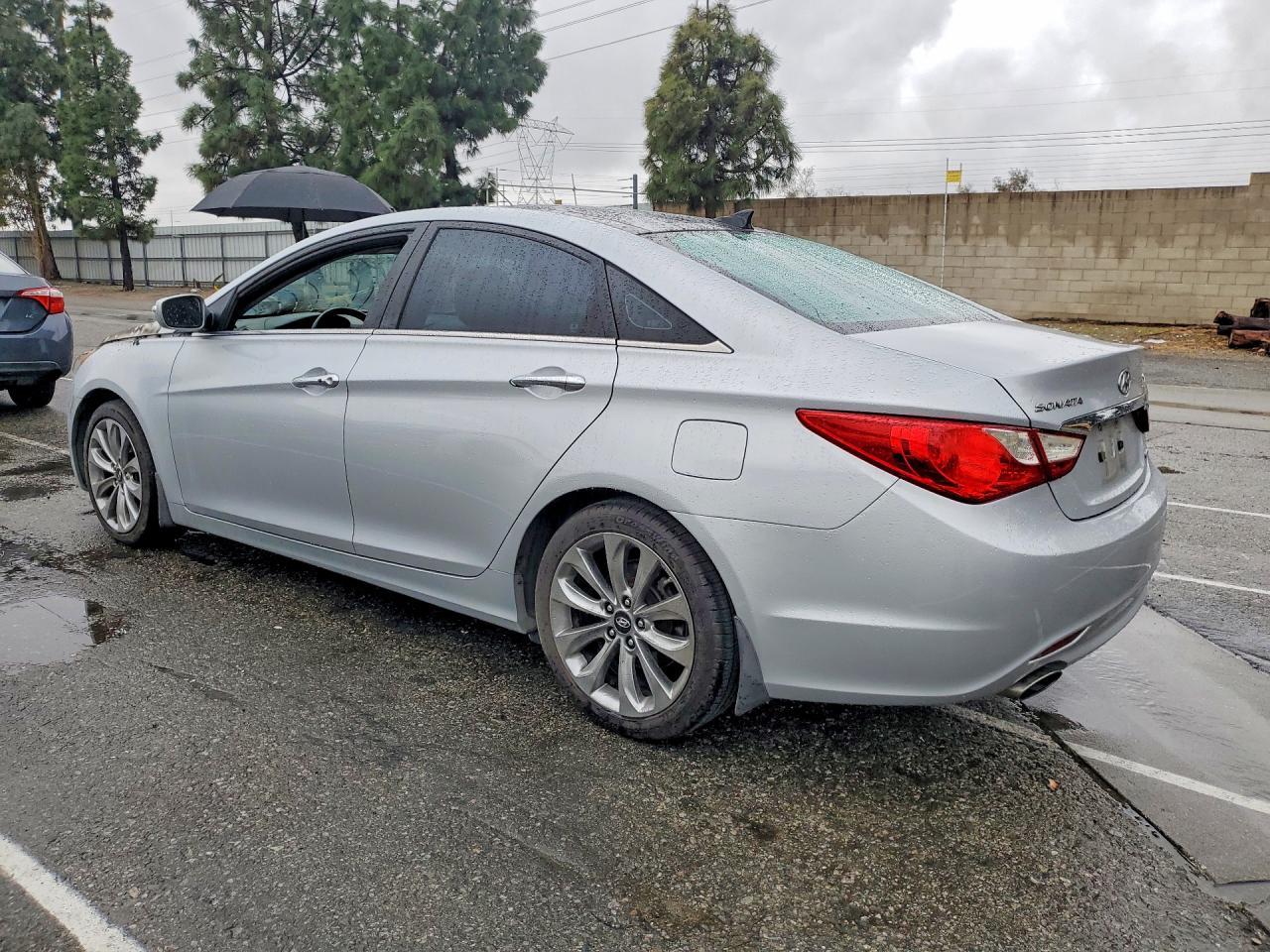 2013 HYUNDAI SONATA