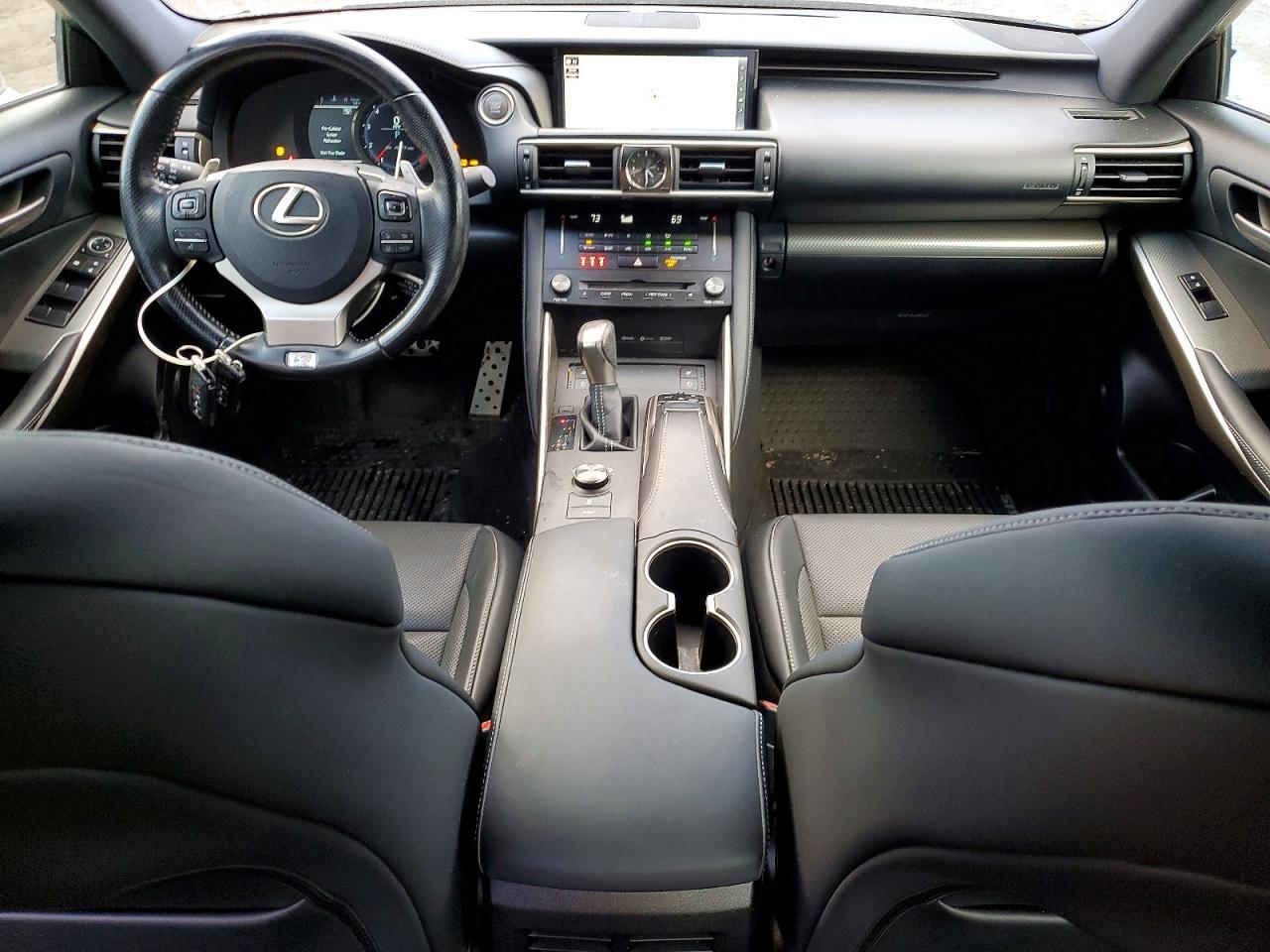 2017 LEXUS IS 300