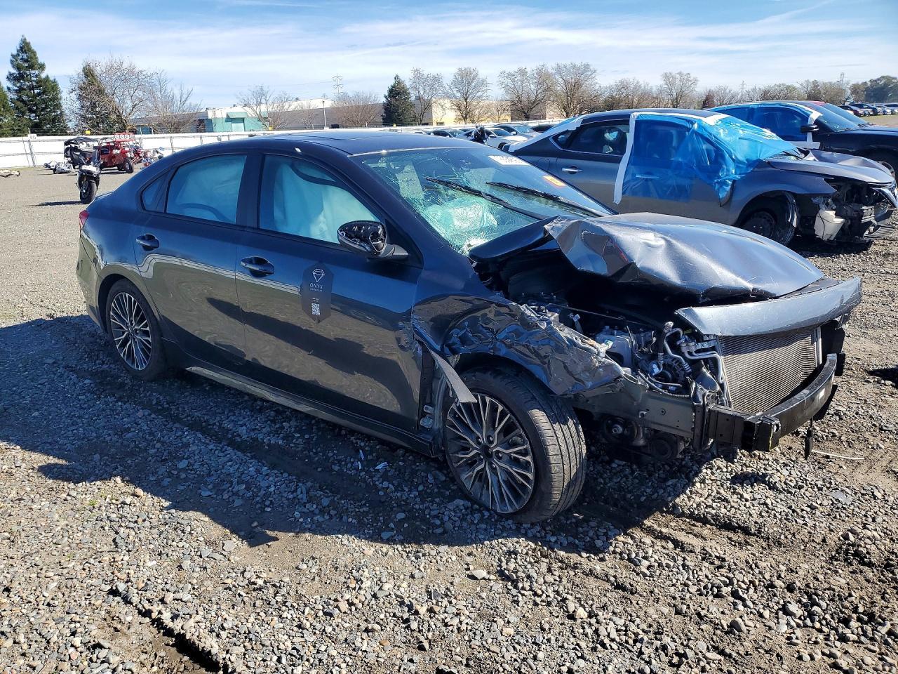 2023 KIA FORTE